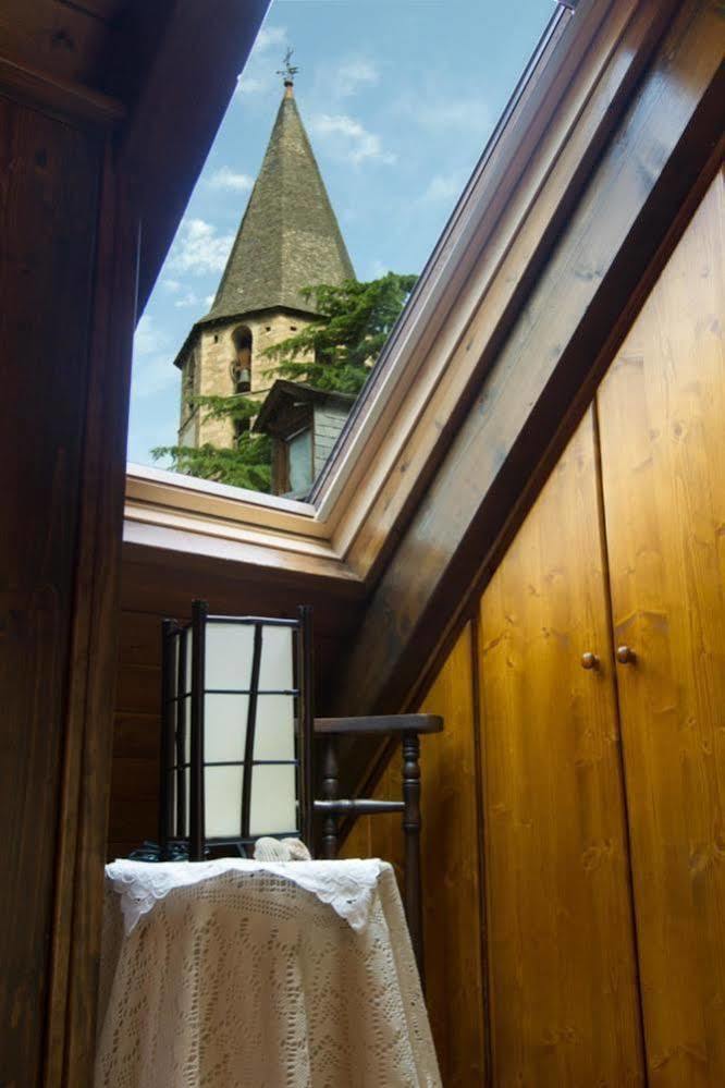 Hostal Aiguamog Salardú Exteriör bild